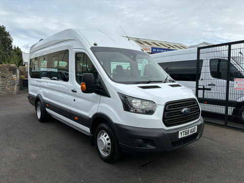 Ford Transit  2.2 TDCi 125ps H3 17 Seater
