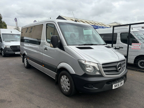 Mercedes-Benz Traveliner   2.1 313 BlueTEC Minibus 4dr Diesel Manual RWD L3 H3 (179 g/km, 129 bhp)