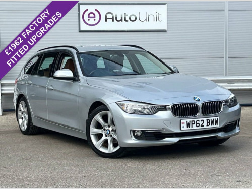 BMW 3 Series  2.0 320i Luxury Touring 5dr Petrol Auto Euro 6 (s/