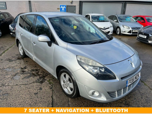 Renault Grand Scenic  1.5 dCi Dynamique TomTom MPV 5dr Diesel EDC Euro 5