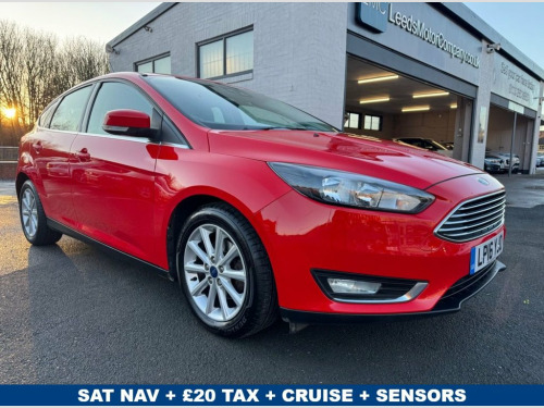 Ford Focus  1.0T EcoBoost Titanium Hatchback 5dr Petrol Manual