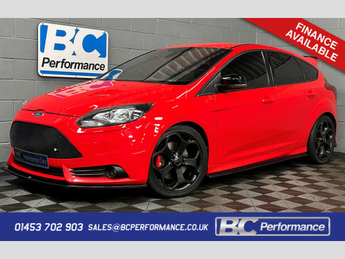 Ford Focus  2.0 T EcoBoost ST-2