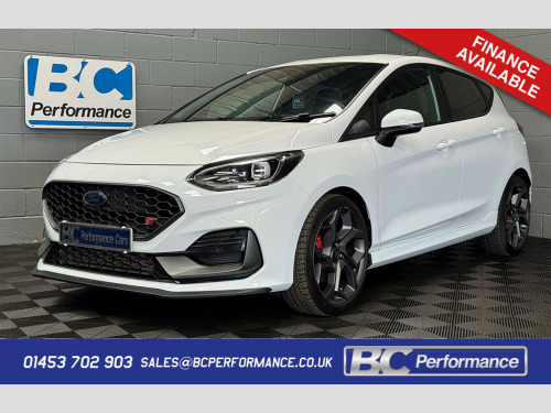 Ford Fiesta  1.5 Fiesta ST-3 5 door 1.5L EcoBoost 200PS FWD 6-Speed Manual