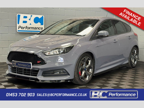 Ford Focus 2.0 T EcoBoost ST-3