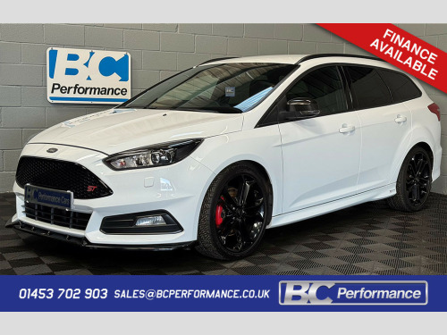 Ford Focus  2.0 T EcoBoost ST-3
