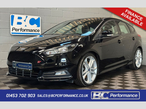 Ford Focus  2.0 T EcoBoost ST-2