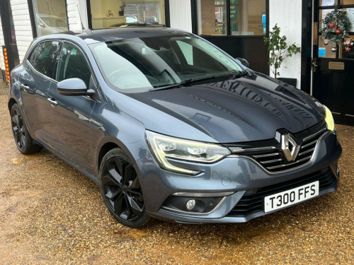 Renault Megane  1.5 dCi Signature Nav Hatchback 5dr Diesel Manual 