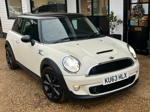 MINI Hatch  1.6 Cooper S Hatchback 3dr Petrol Manual Euro 5 (s