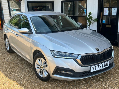 Skoda Octavia  1.5 TSI ACT SE Hatchback 5dr Petrol Manual Euro 6 
