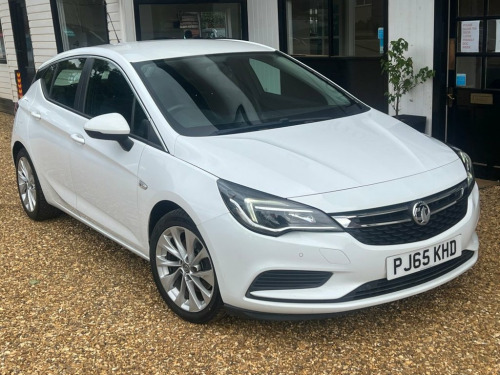Vauxhall Astra  1.6 CDTi ecoTEC BlueInjection Energy Hatchback 5dr