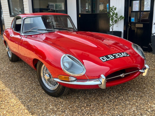 Jaguar E-Type  Jaguar E-Type 4.2 FH Coupe Man
