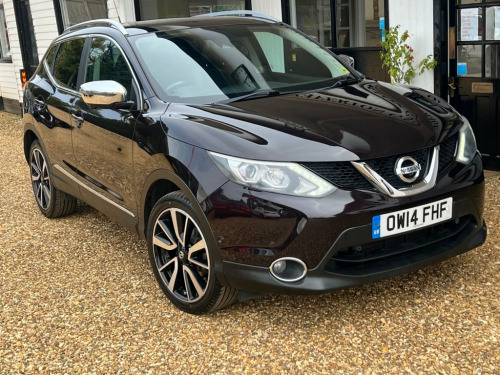 Nissan Qashqai  1.2 DIG-T Tekna SUV 5dr Petrol Manual 2WD Euro 5 (