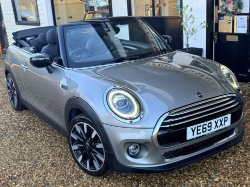 MINI Convertible  1.5 Cooper Exclusive II Convertible 2dr Petrol Man 
