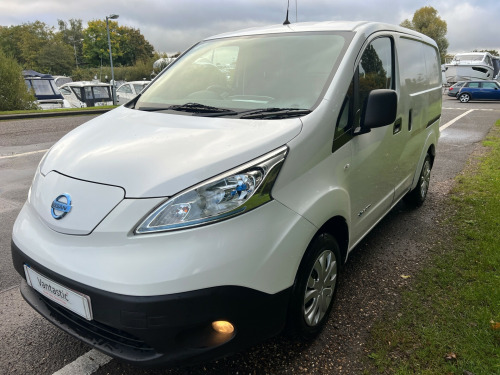 Nissan eNV200  80kW Acenta Van Auto 40kWh HEAT PACK AIR CON