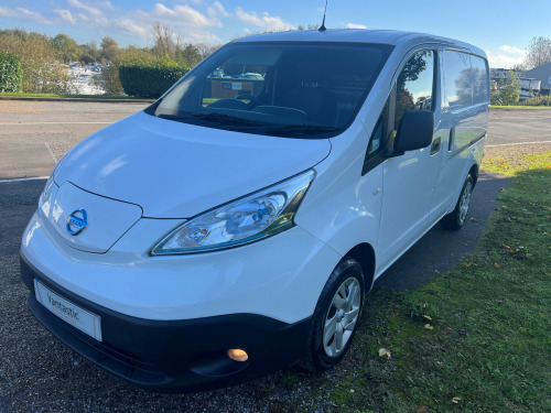 Nissan eNV200  80kW Acenta Van Auto 40kWh HEAT PACK AIR CON