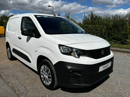 Peugeot Partner  1000 1.5 BlueHDi 100 Professional Van
