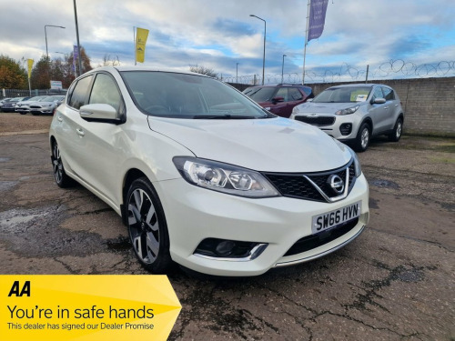 Nissan Pulsar  1.5 dCi Tekna Hatchback 5dr Diesel Manual Euro 6 (