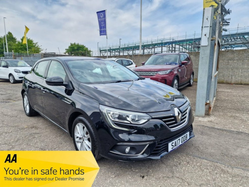 Renault Megane  1.2 TCe Dynamique Nav Hatchback 5dr Petrol Manual 