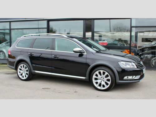 Volkswagen Passat  2.0 TDI BlueMotion Tech Alltrack Estate 5dr Diesel 