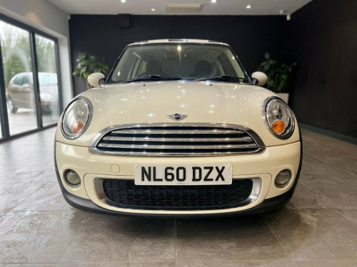 MINI Hatch  1.6 Cooper D Hatchback 3dr Diesel Manual Euro 5 (s