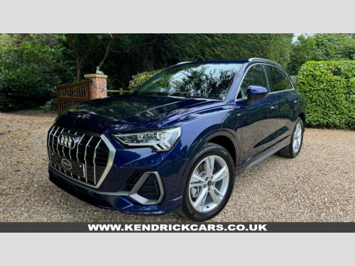 Audi Q3  1.4 TFSI E S LINE 5d 242 BHP 1 OWNER + SAT NAV +  