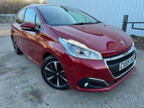 Peugeot 208  1.2 PureTech Tech Edition Hatchback 5dr Petrol Man