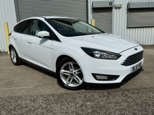 Ford Focus  1.0T EcoBoost Zetec Hatchback 5dr Petrol Manual Eu