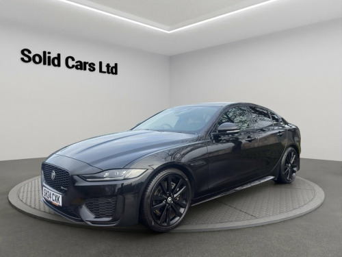 Jaguar XE  2.0 D200 MHEV R-Dynamic SE Black Saloon 4dr Diesel