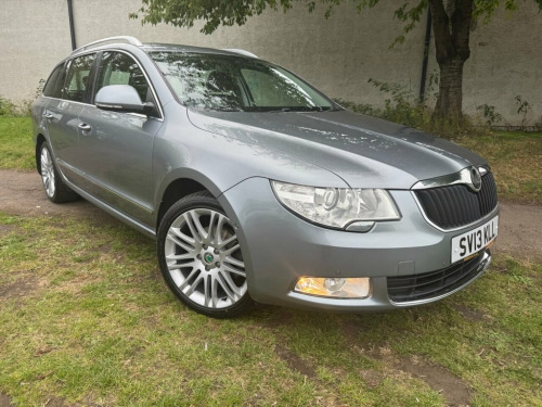 Skoda Superb  1.8 TSI Elegance Estate 5dr Petrol Manual 4WD Euro