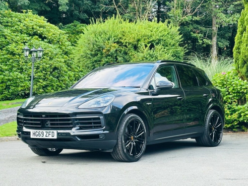 Porsche Cayenne  3.0 V6 E-Hybrid 14.1kWh SUV 5dr Petrol Plug-in Hyb