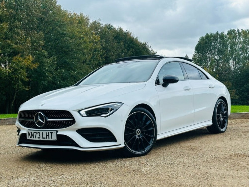 Mercedes-Benz CLA  2.0 CLA220d AMG Line Night Edition (Premium Plus) 