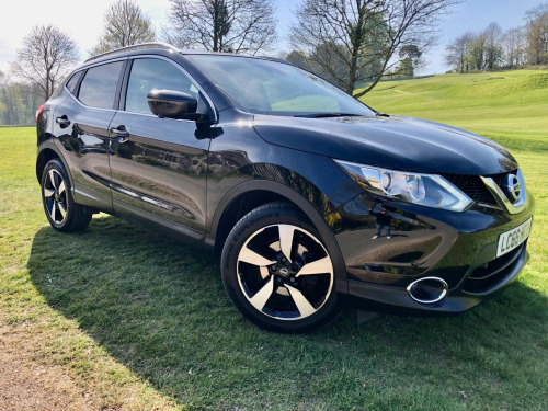 Nissan Qashqai  1.2 DIG-T N-Connecta XTRON 2WD Euro 6 (s/s) 5dr