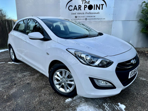 Hyundai i30  1.6 1.6 CRDi Active Hatchback 5dr Diesel Auto Euro