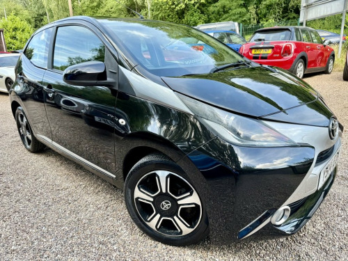 Toyota AYGO  1.0 VVT-i x-clusiv Hatchback 5dr Petrol Manual Eur