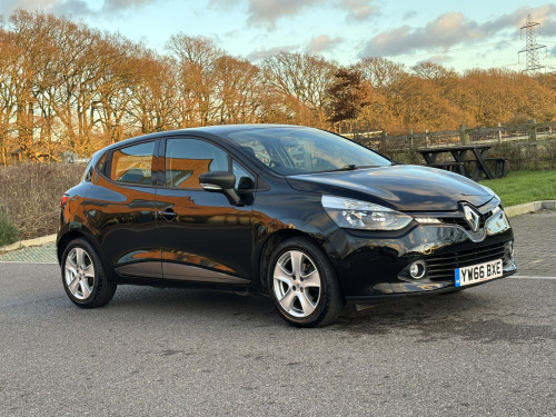 Renault Clio  1.2 16V Play Hatchback 5dr Petrol Manual Euro 6 (75 ps)