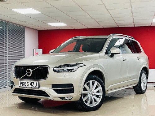 Volvo XC90  D5 MOMENTUM AWD