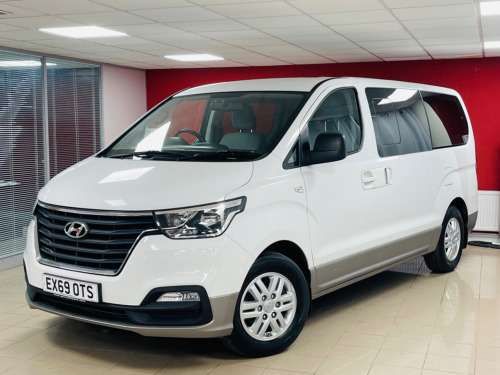 Hyundai i800 CRDI SE NAV