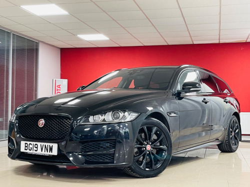 Jaguar XF D R-SPORT