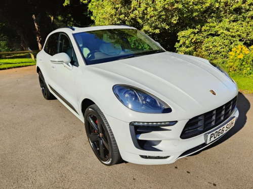 Porsche Macan  3.6 