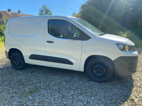 Peugeot Partner  1.5 BlueHDi 1000 Professional Standard Panel Van 5