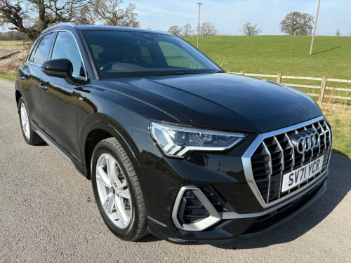 Audi Q3  1.5 TFSI CoD 35 S line SUV 5dr Petrol S Tronic Eur