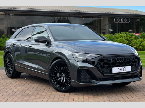 Audi Q8  