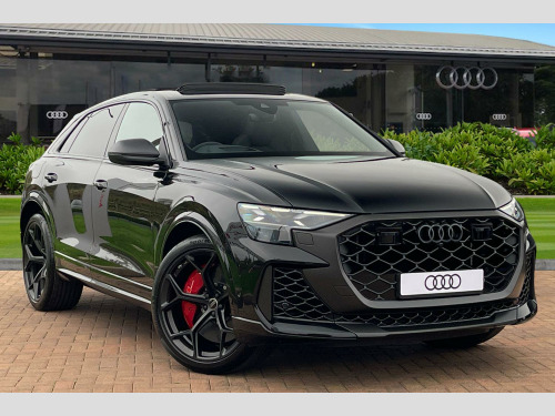 Audi RS Q8  