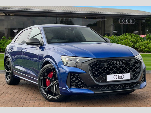 Audi RS Q8  