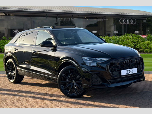 Audi Q8  