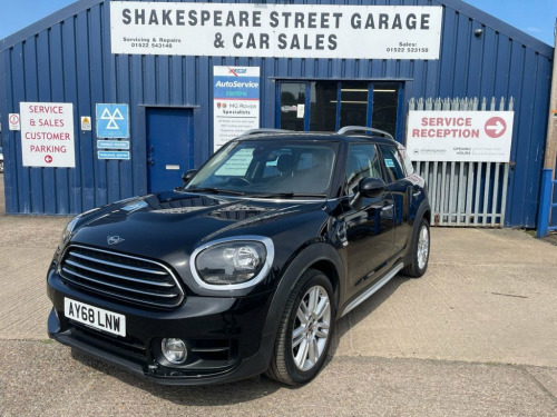 MINI Countryman  1.5 Cooper Exclusive SUV 5dr Petrol Steptronic Eur
