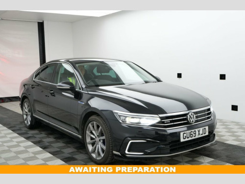 Volkswagen Passat  1.4 TSI 13kWh GTE Advance Saloon 4dr Petrol Plug-i