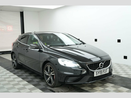 Volvo V40  2.0 T3 GPF R-Design Pro Hatchback 5dr Petrol Manua