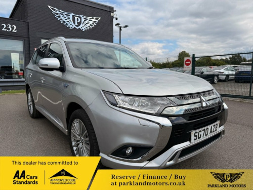 Mitsubishi Outlander  2.4h TwinMotor 13.8kWh Dynamic SUV 5dr Petrol Plug