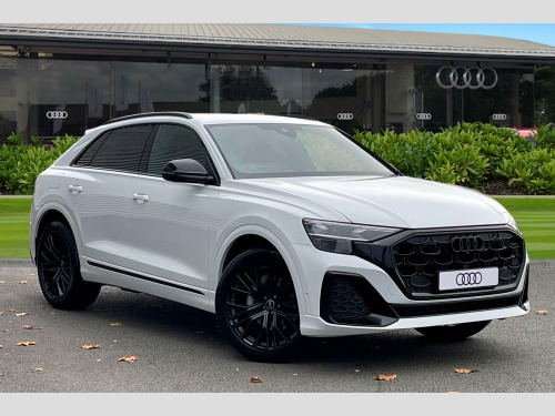 Audi Q8  